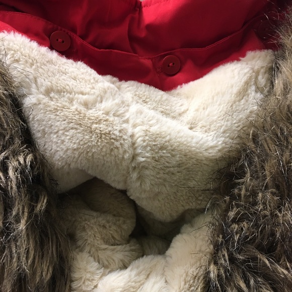 Red rain jacket - Picture 6 of 8